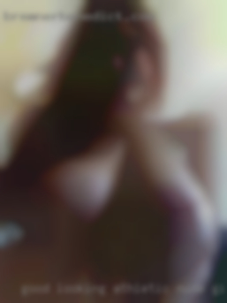 Good looking, athletic nude girls bottom.