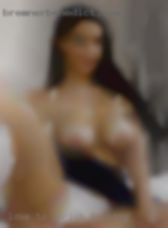Love to explore and try kink Zurich fucking things.