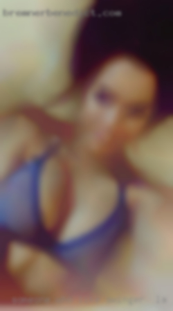 Someone who swinger in LA like useing their toys.